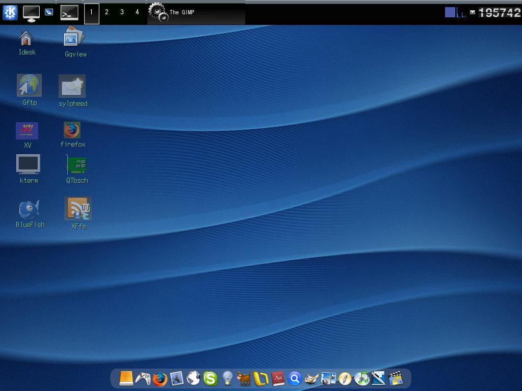 KDE4 ICEWM + idesk+ wbar